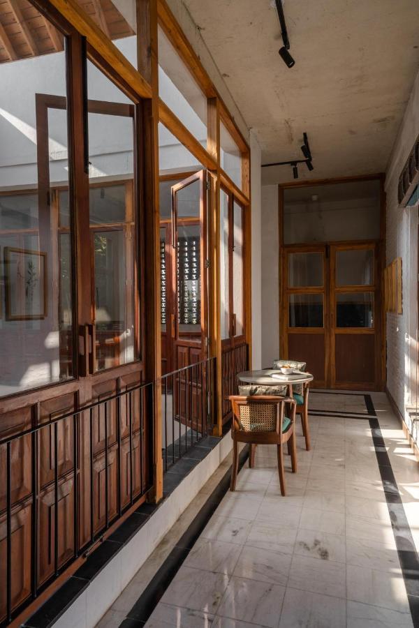 Lohonostays Library Sadhrana Bagh グルガウン エクステリア 写真