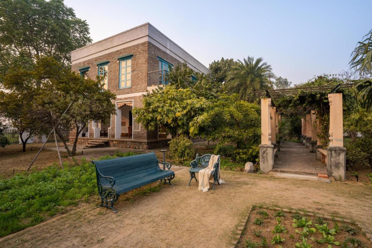 Lohonostays Library Sadhrana Bagh グルガウン エクステリア 写真